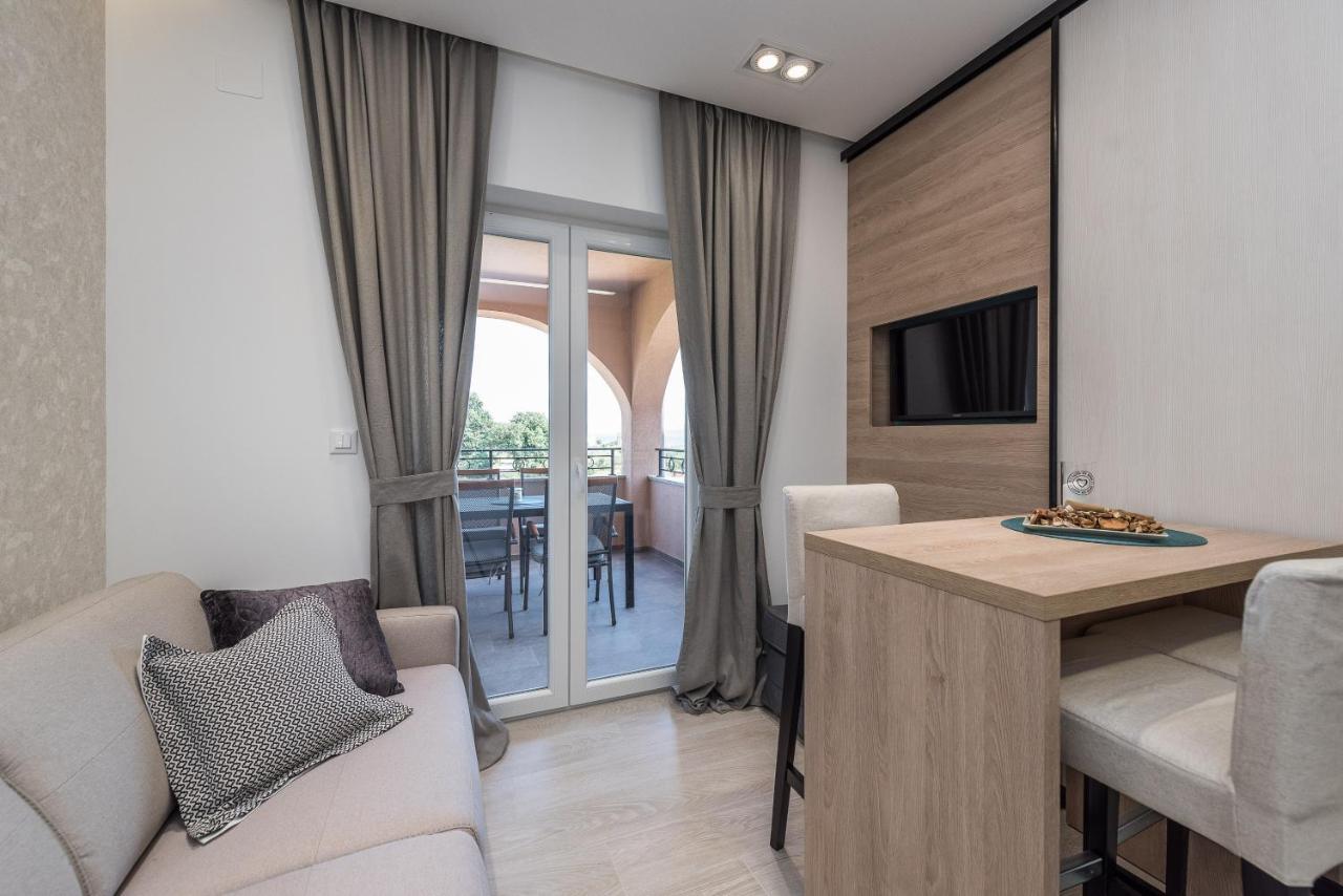 Luxury Apartments Garden Sukošan Esterno foto