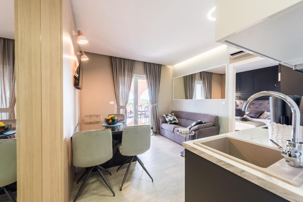 Luxury Apartments Garden Sukošan Esterno foto