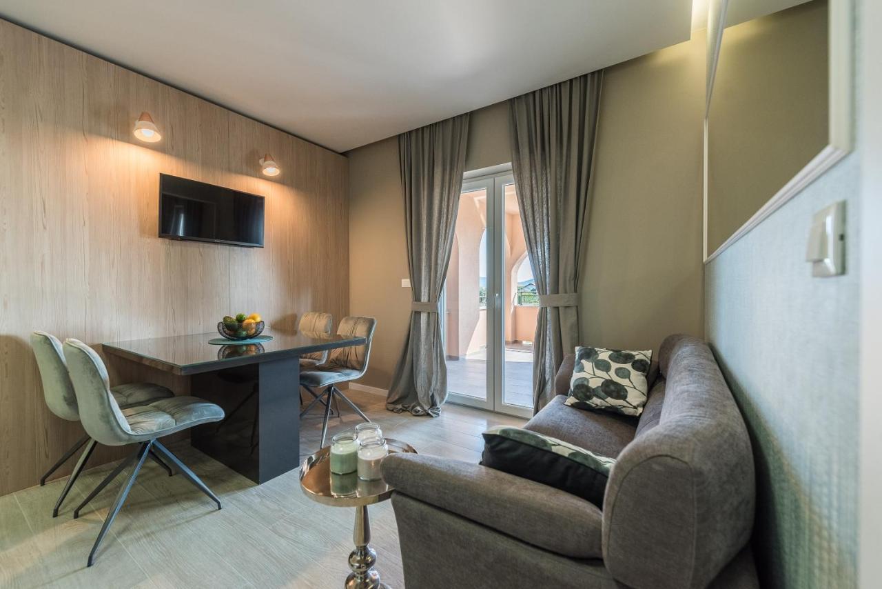 Luxury Apartments Garden Sukošan Esterno foto